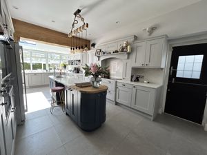 Photo 7- click for photo gallery